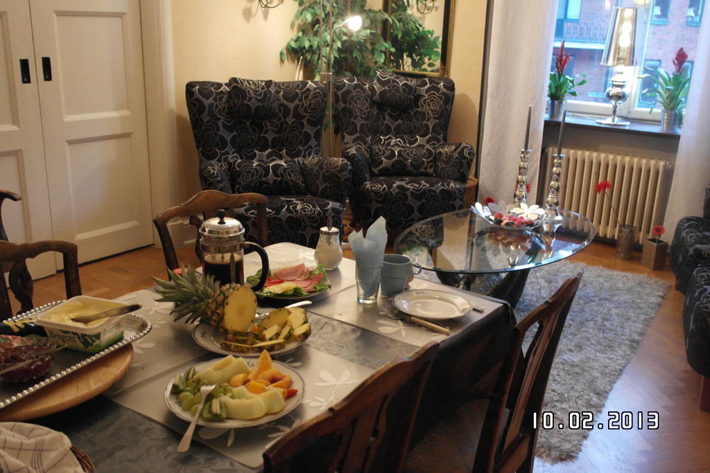 Eklanda Bed & Breakfast กอเทนเบิร์ก ภายนอก รูปภาพ